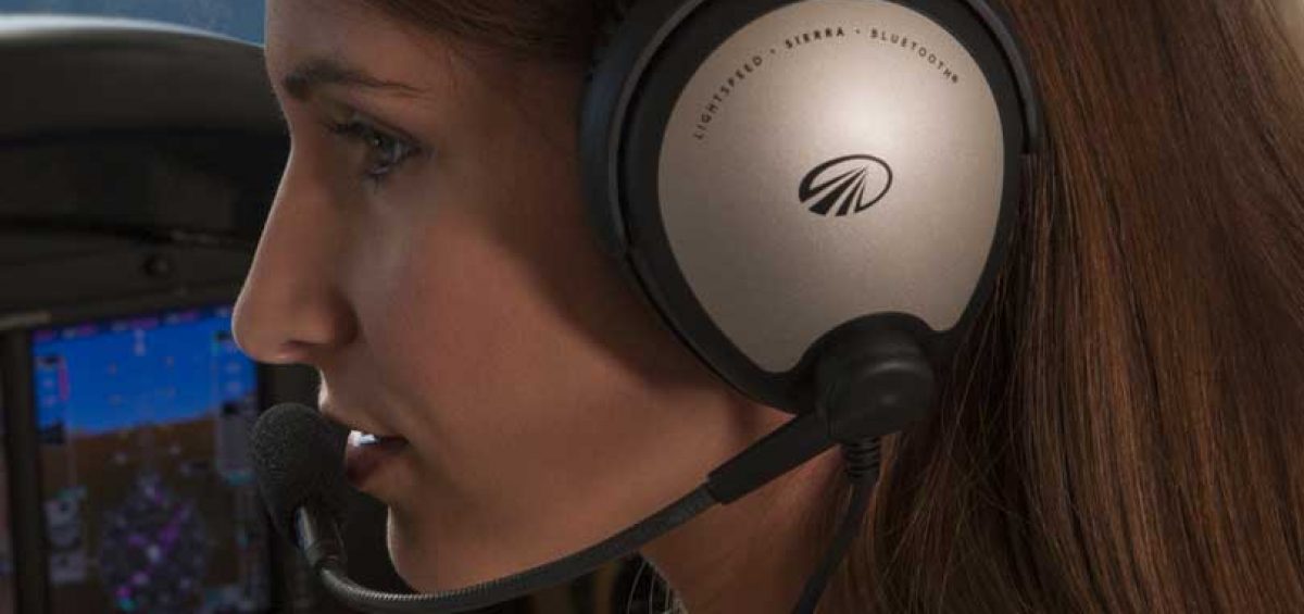 Sierra® ANR Headset - Pilot Headsets - LightspeedAviation.com