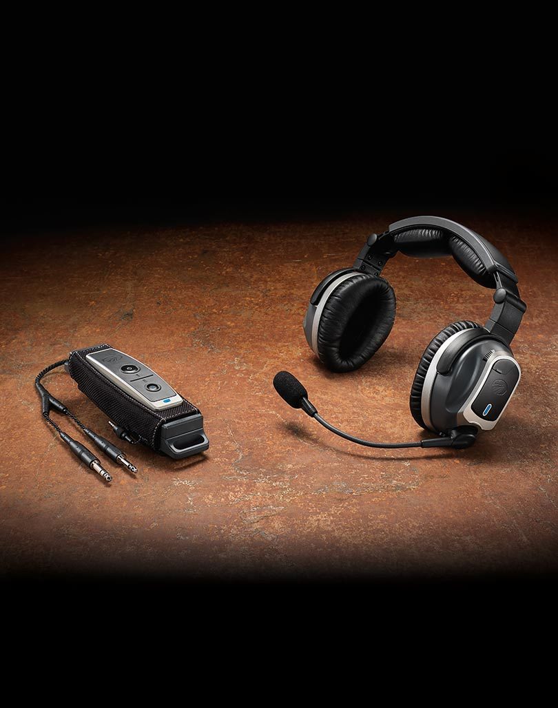 Tango® Wireless ANR Headset GA - Pilot Headset - LightspeedAviation.com