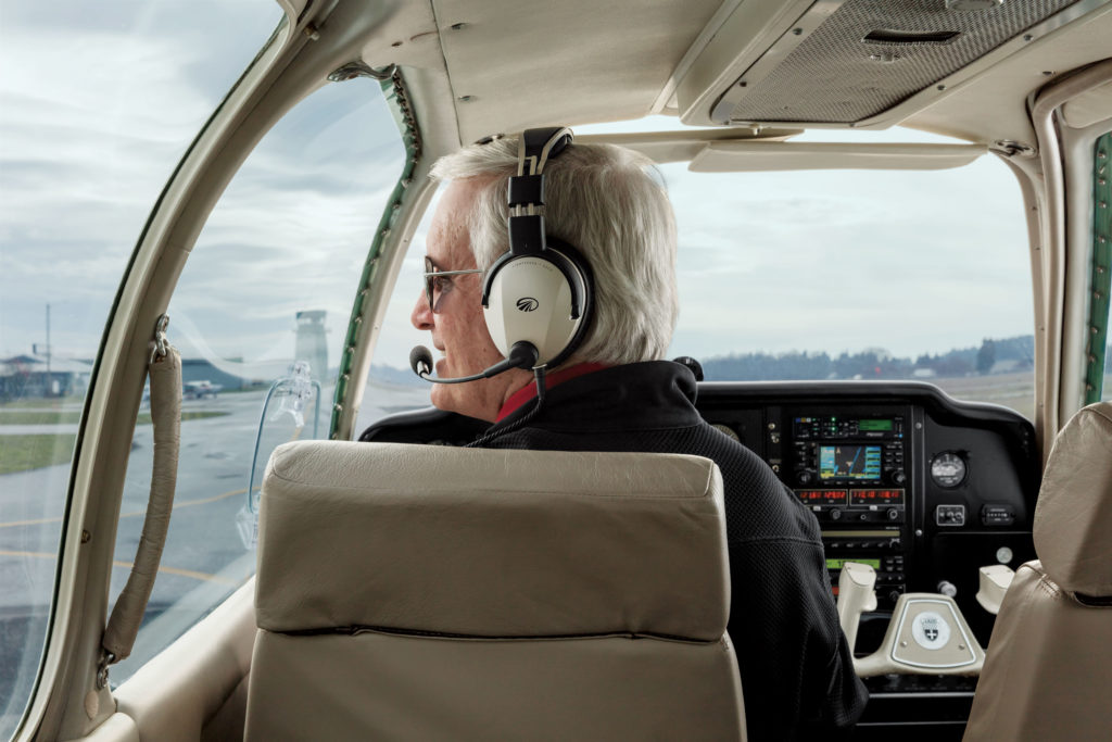 A comparative video demo of the Lightspeed Zulu 3 Lightspeed Aviation