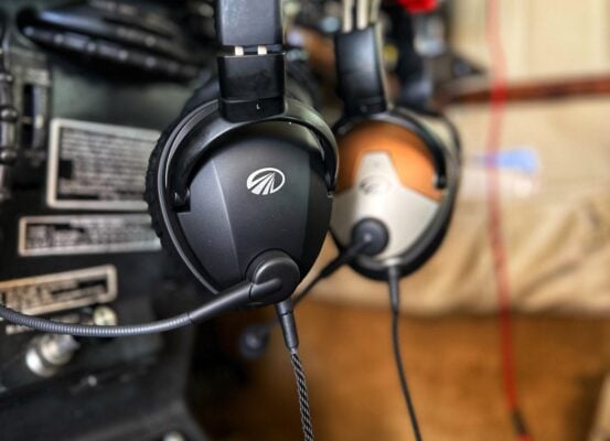 Find the Best Aviation Headset for You - Lightspeed Aviation