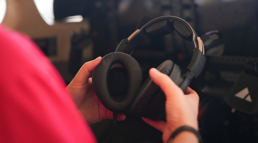 Thrust Flight Teams Up With Lightspeed Aviation To Give Student Pilots Premium Headsets On Day One